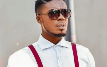 aaron moloisi biography